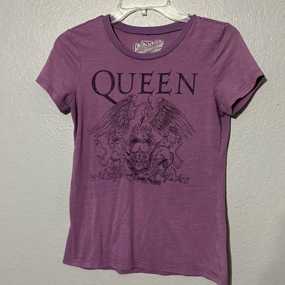 Purple Queen (Band) Shirt - Old Navy - Small